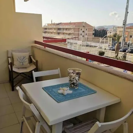 100 Metri Dalla Spiaggia,6 Posti Letto, Posto Auto * Alghero